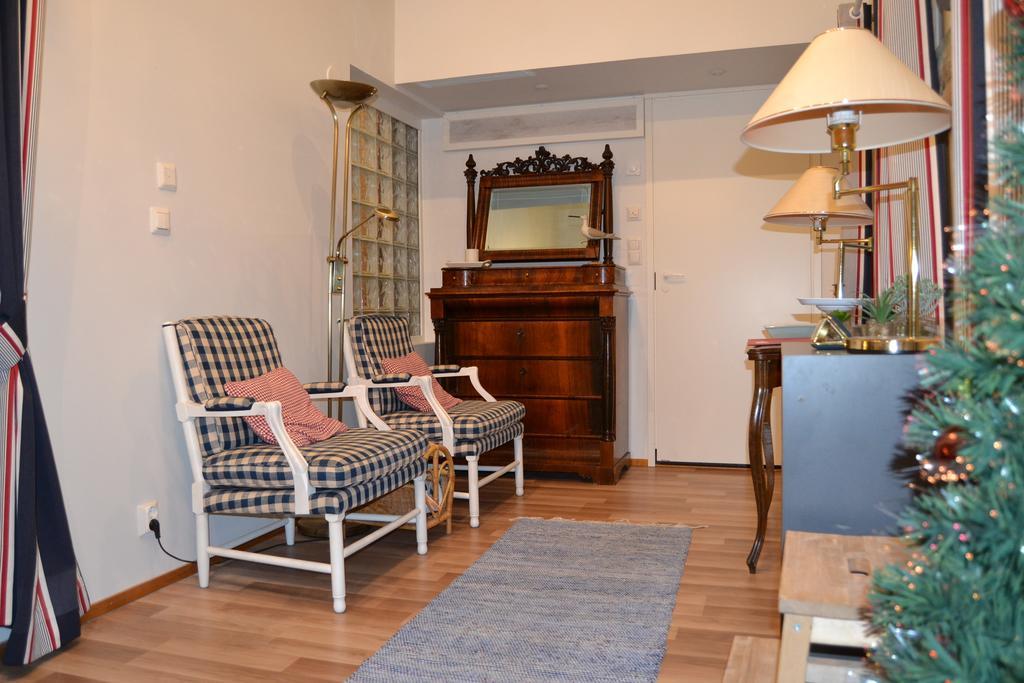 Villa Linnunlaulu Loparo Δωμάτιο φωτογραφία